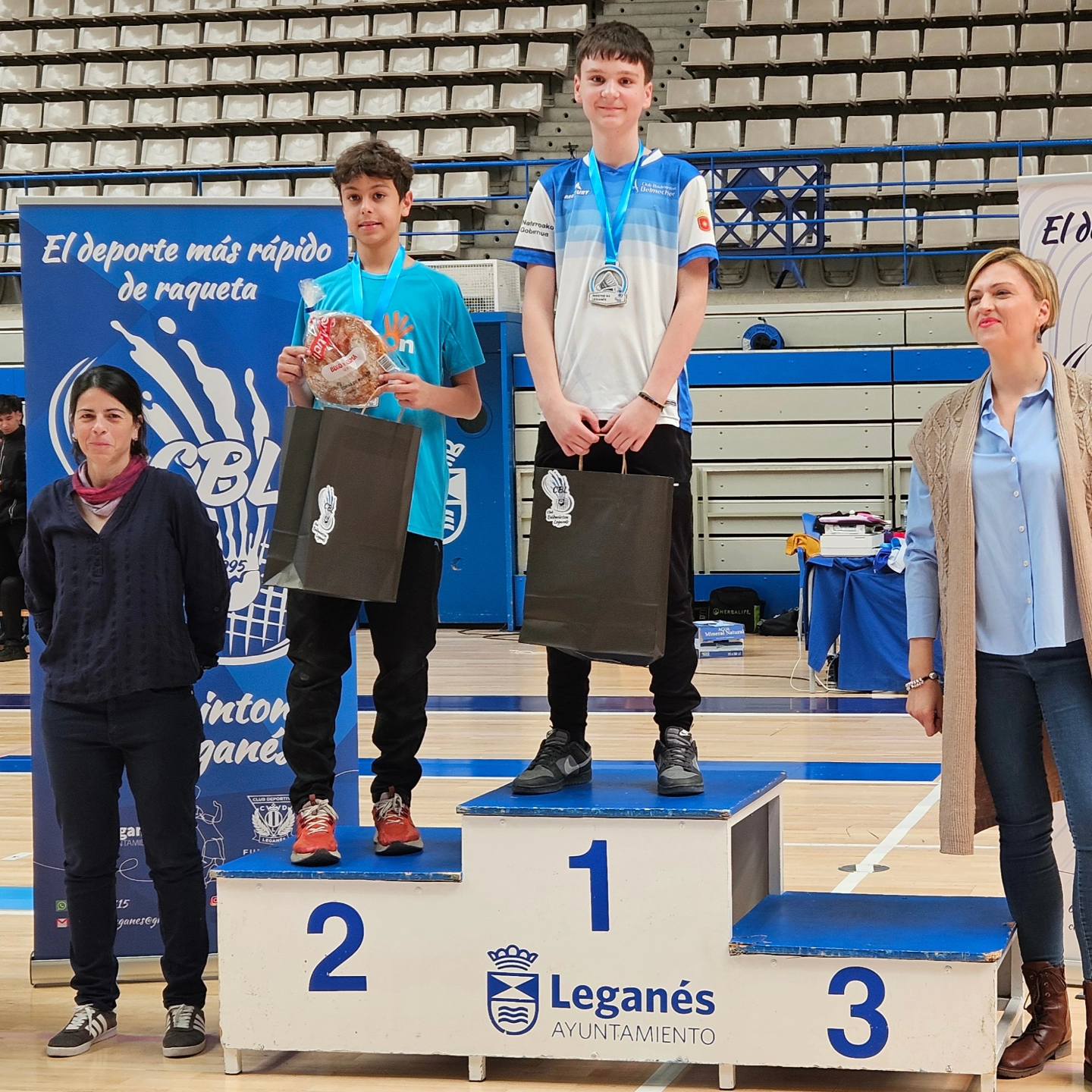 El bádminton navarro sigue sumando medallas esta temporada (crónicas 27-28 de abril)